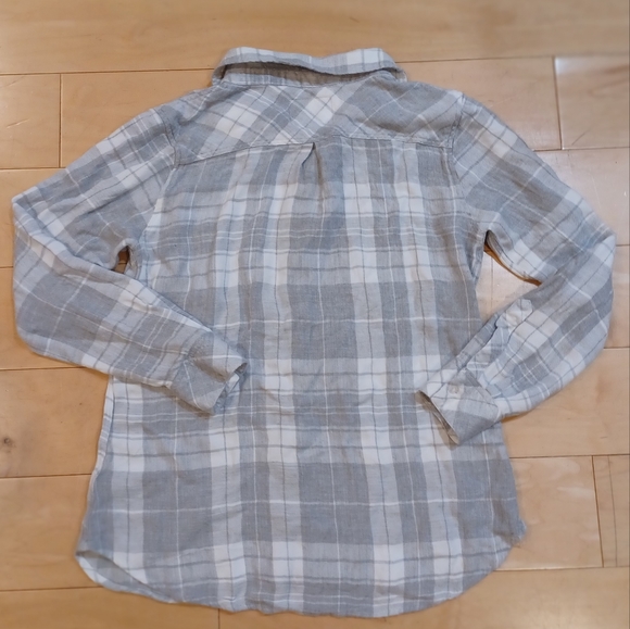 Rails Hunter Grey/White Button Front Long Sleeve Top - Picture 7 of 9